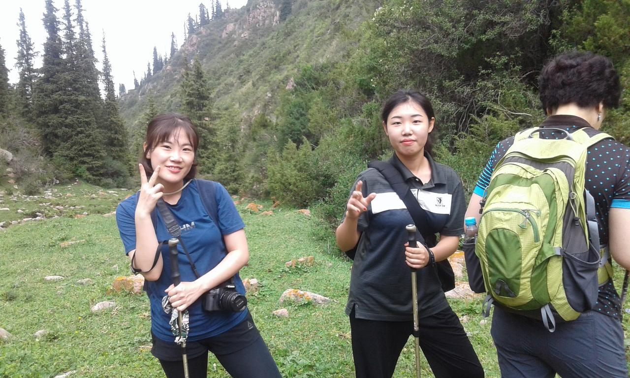 Trekking Center Hotel Bokonbayevo ภายนอก รูปภาพ