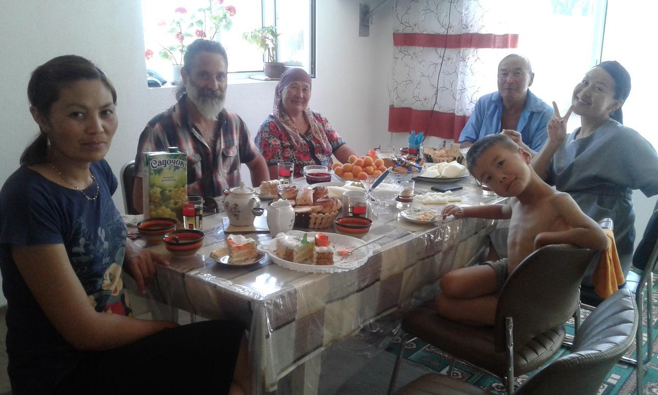 Trekking Center Hotel Bokonbayevo ภายนอก รูปภาพ